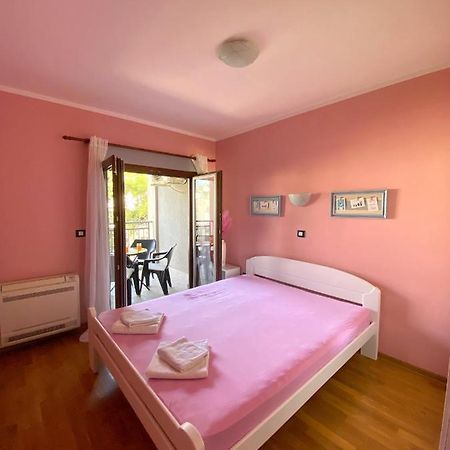 Apartment Center Adria Бар Екстериор снимка