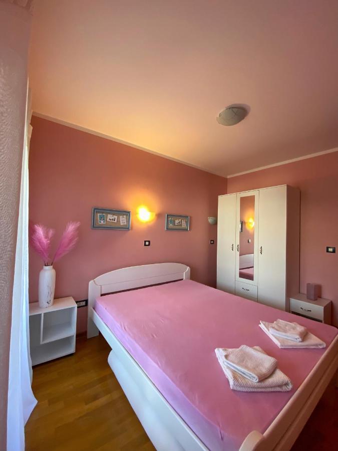 Apartment Center Adria Бар Екстериор снимка