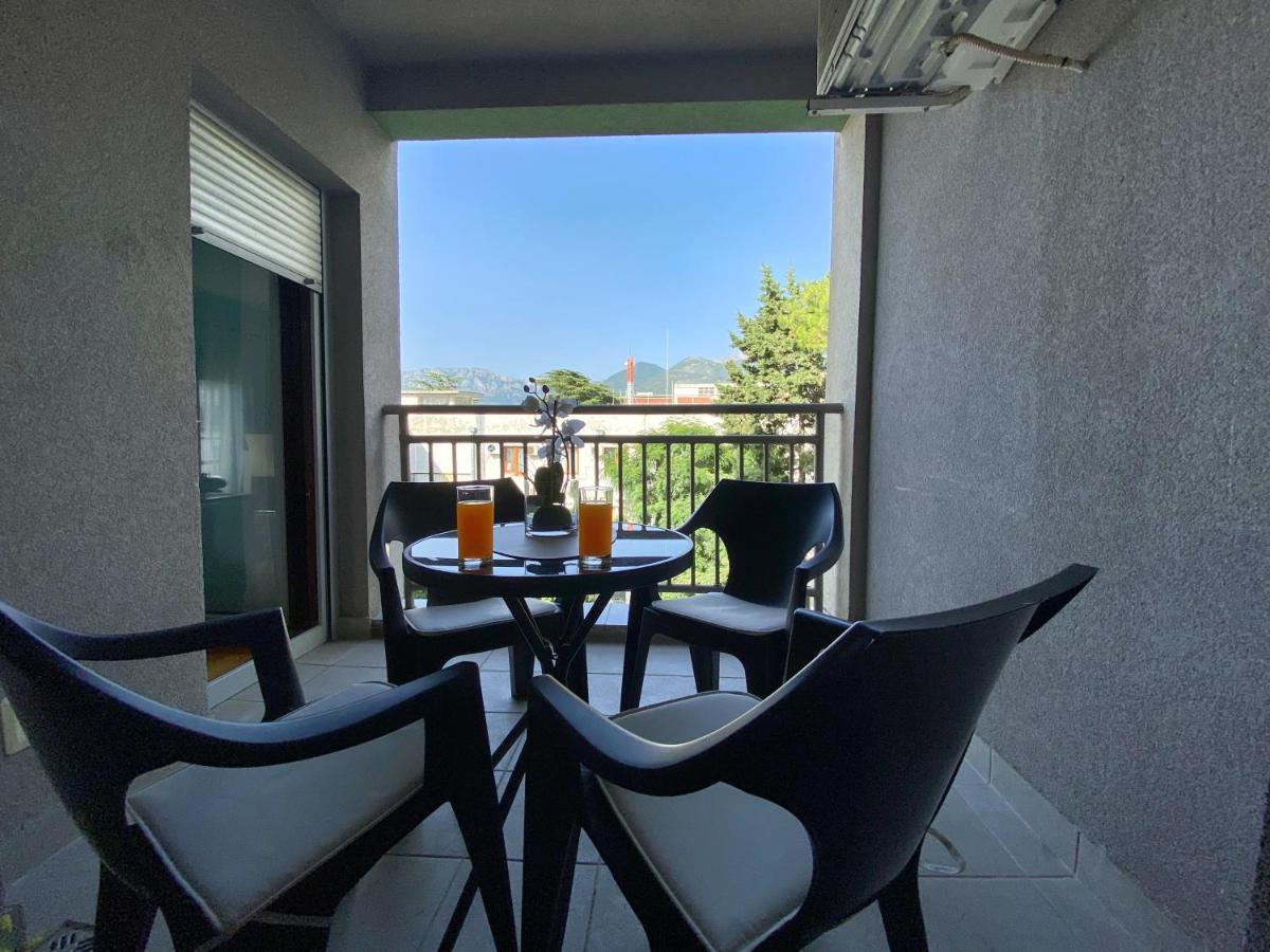 Apartment Center Adria Бар Екстериор снимка