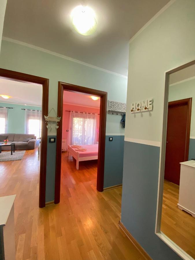 Apartment Center Adria Бар Екстериор снимка