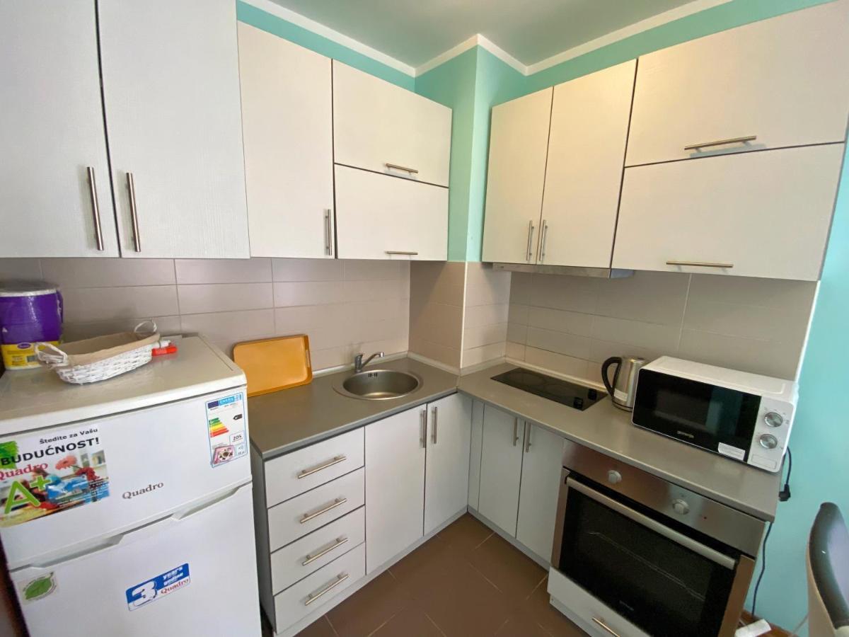 Apartment Center Adria Бар Екстериор снимка