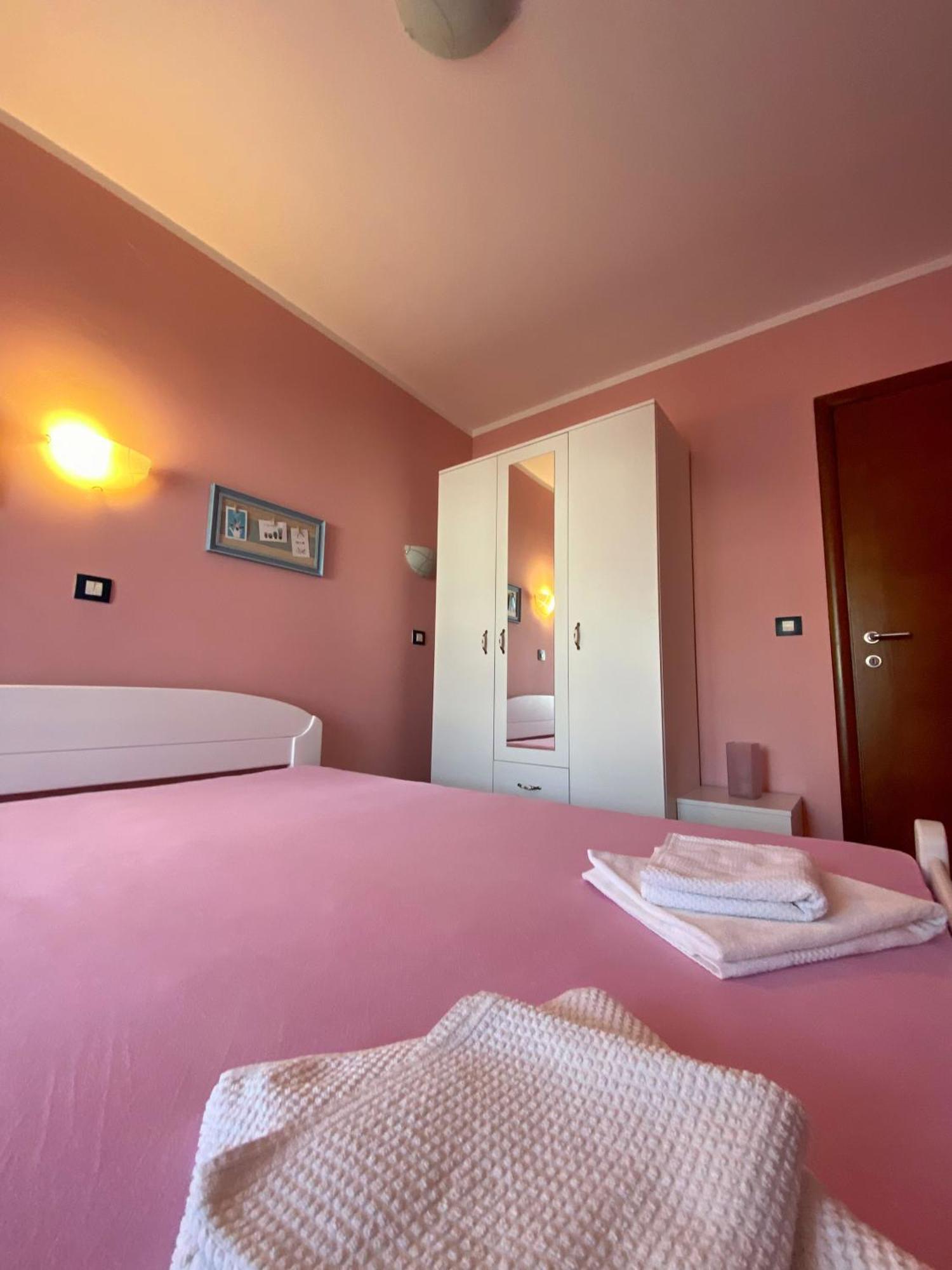 Apartment Center Adria Бар Екстериор снимка