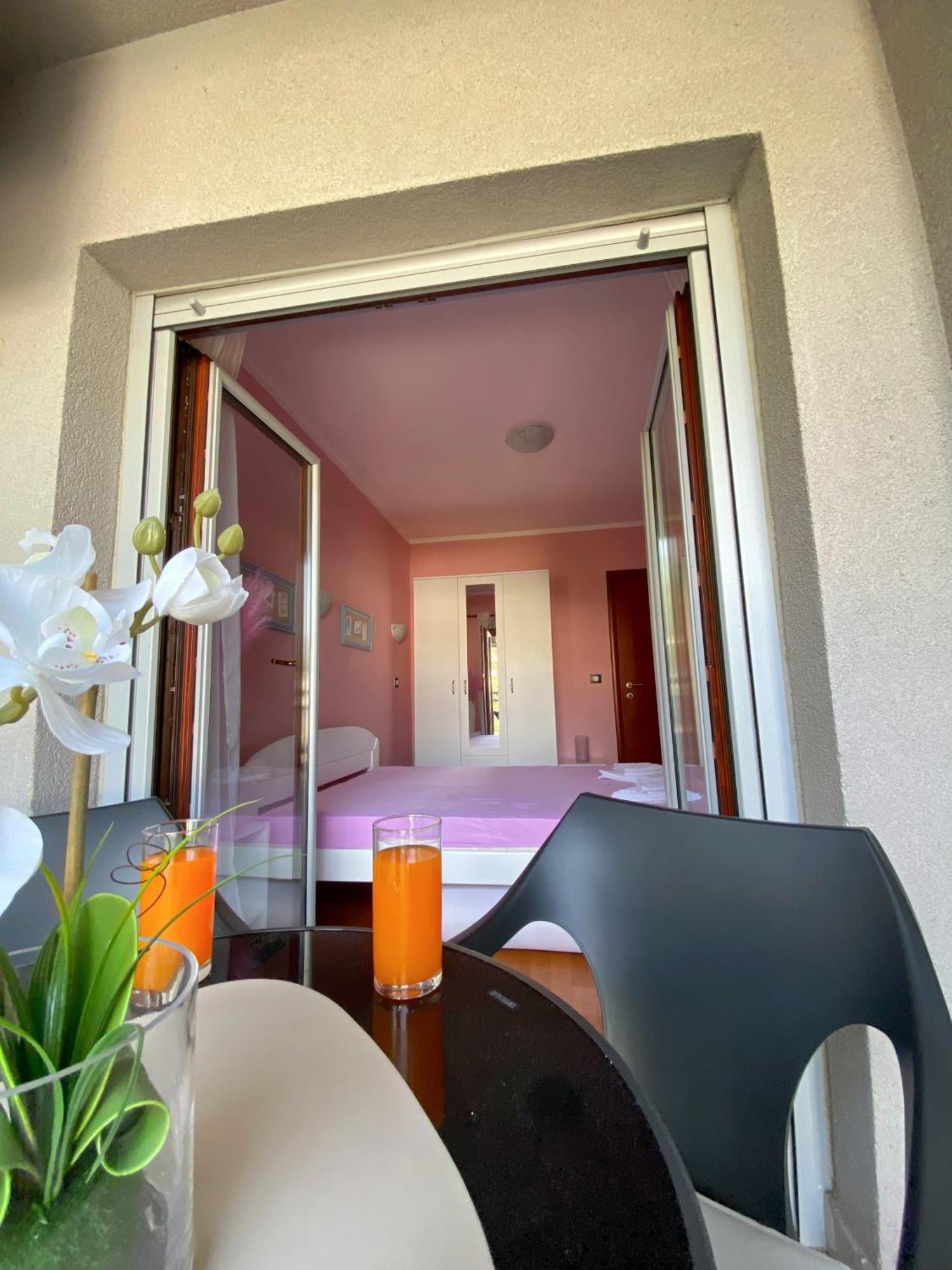 Apartment Center Adria Бар Екстериор снимка
