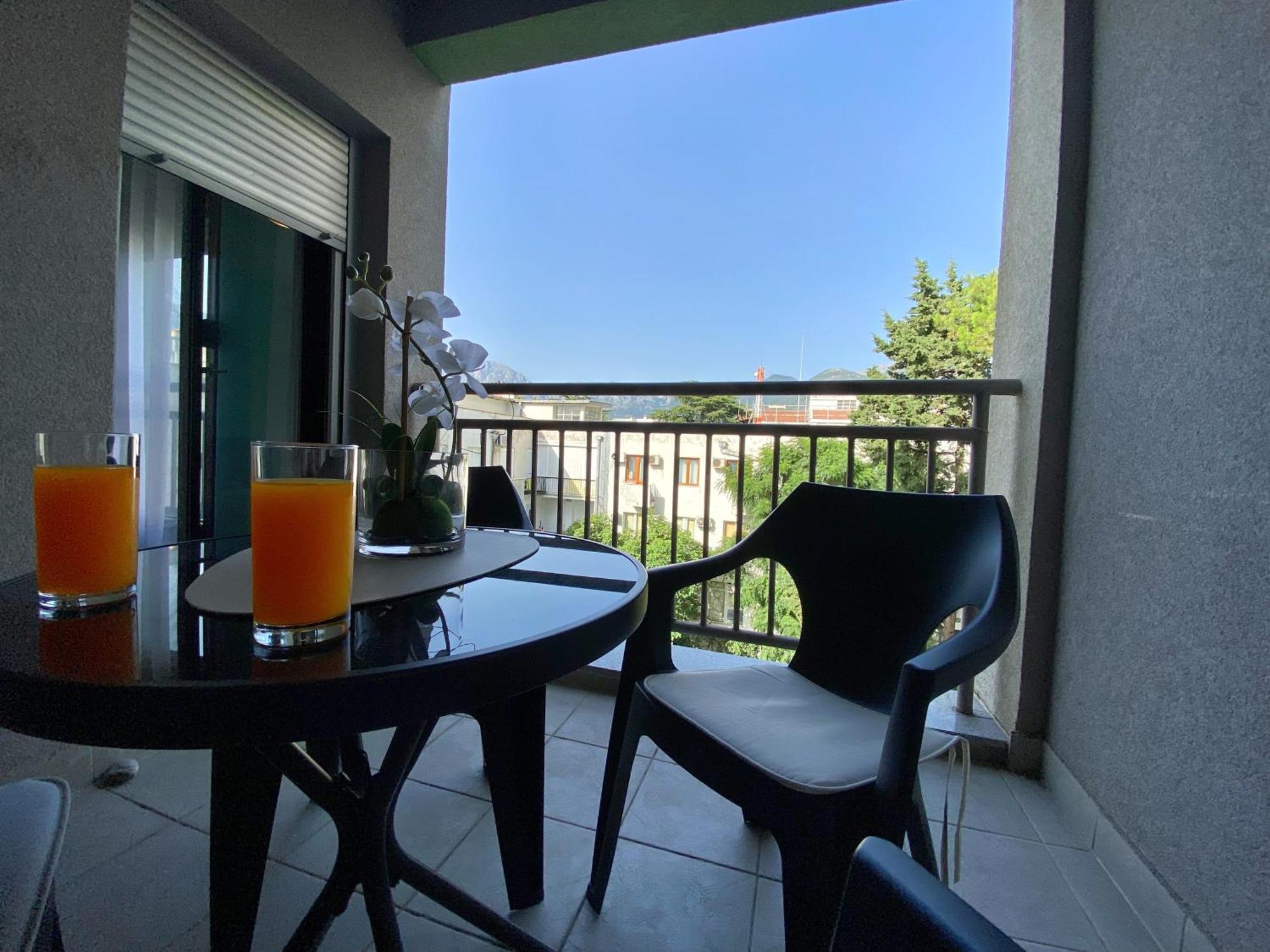 Apartment Center Adria Бар Екстериор снимка